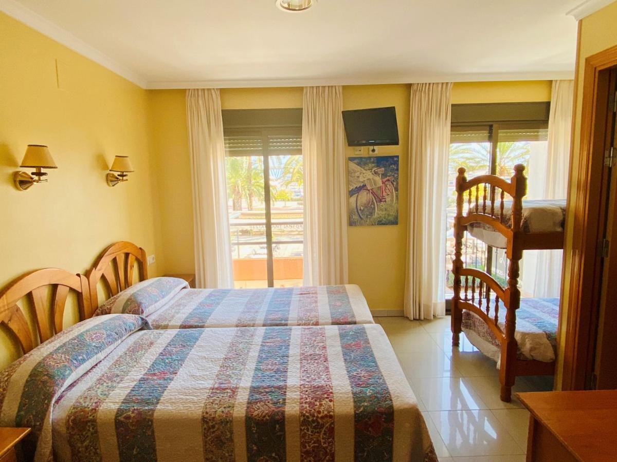 Hostal L'Anfora Denia Εξωτερικό φωτογραφία