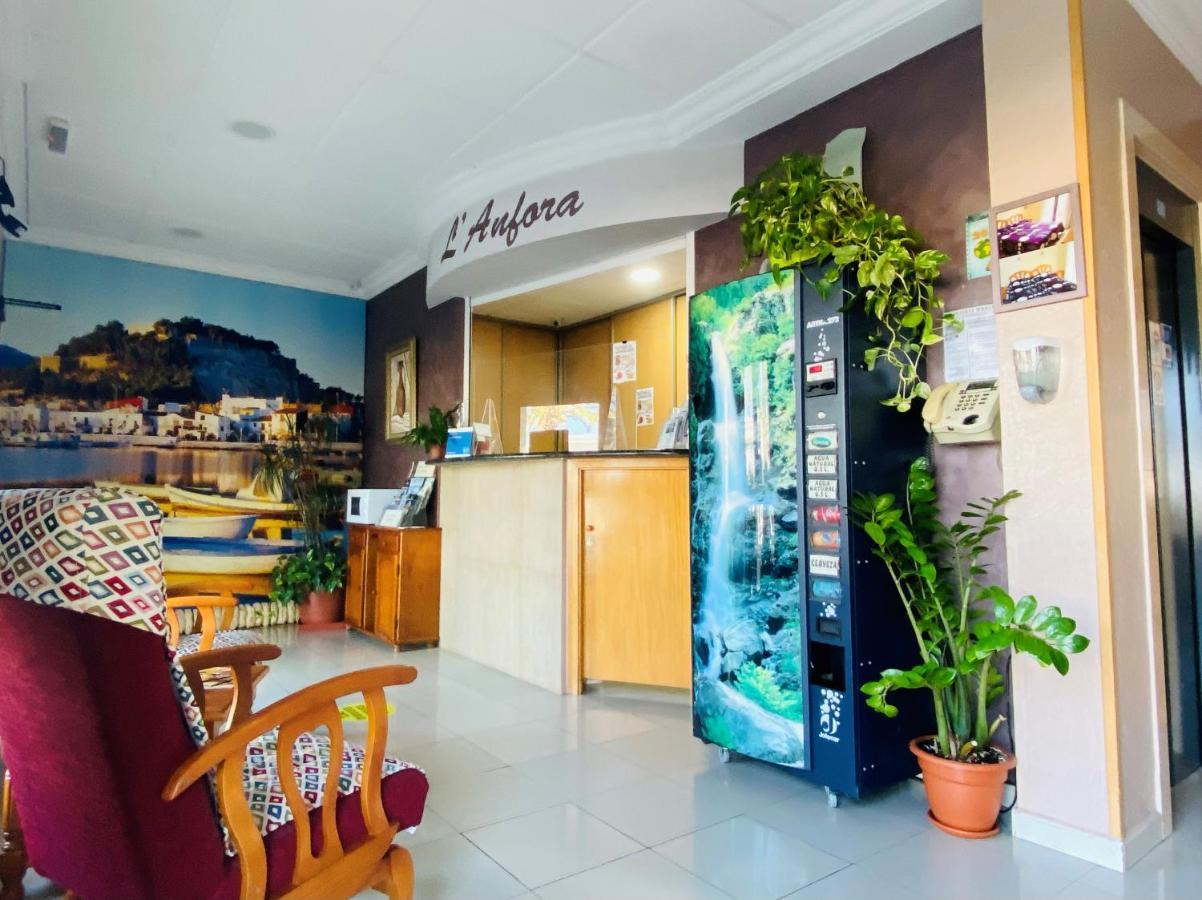 Hostal L'Anfora Denia Εξωτερικό φωτογραφία