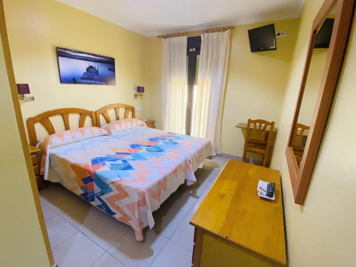 Hostal L'Anfora Denia Εξωτερικό φωτογραφία