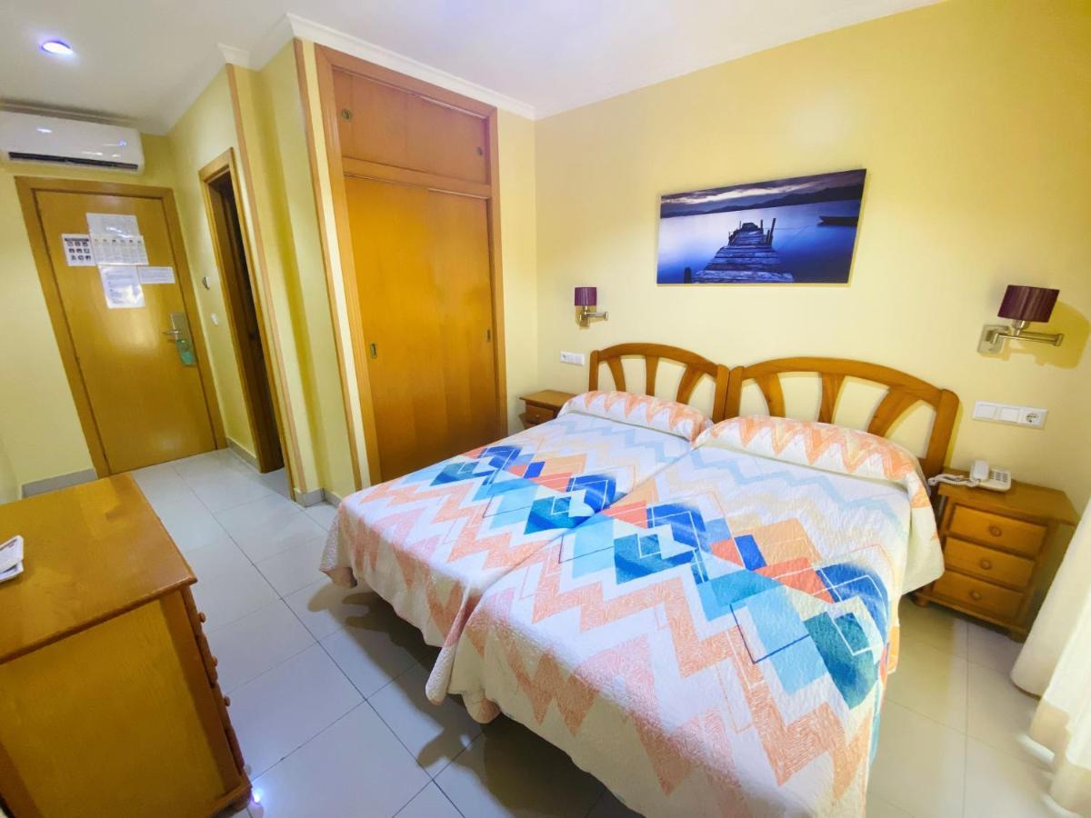 Hostal L'Anfora Denia Εξωτερικό φωτογραφία