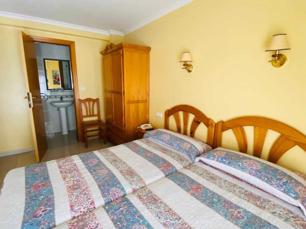 Hostal L'Anfora Denia Εξωτερικό φωτογραφία