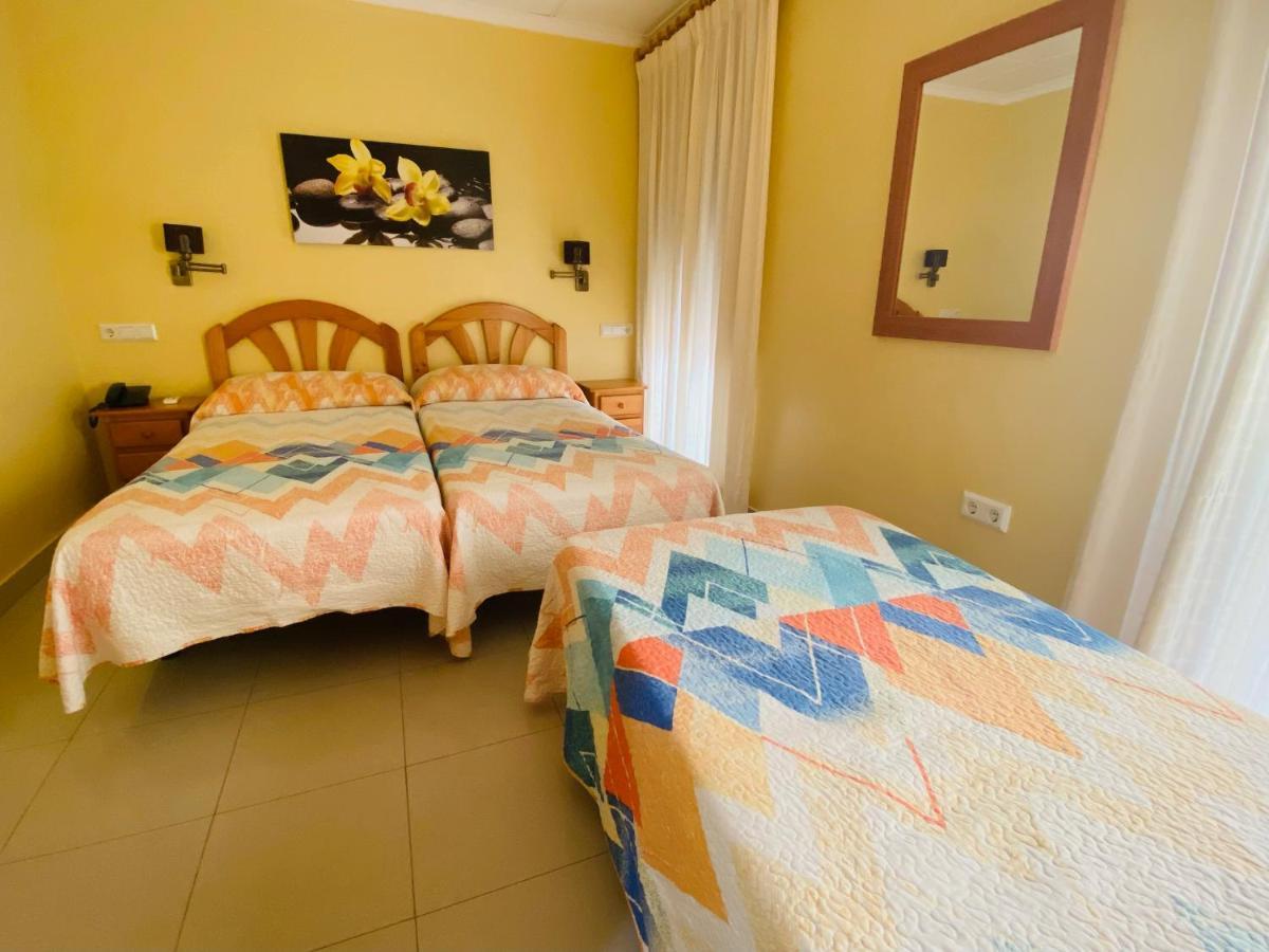 Hostal L'Anfora Denia Εξωτερικό φωτογραφία